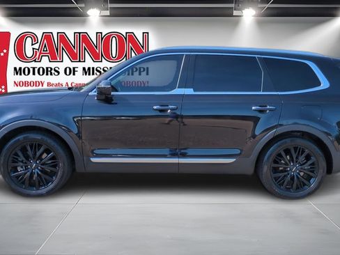 Used 2022 Kia Telluride SX w/ Towing Package FWD image 8