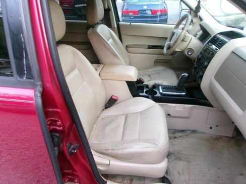 Used 2008 Ford Escape Limited AWD/4WD image 5