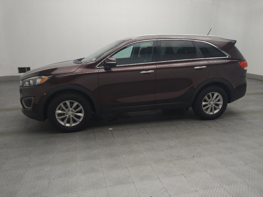 Used 2017 Kia Sorento FWD image 2
