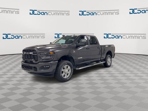 New 2026 RAM 2500 Big Horn AWD/4WD image 4