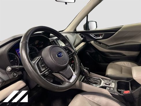 Used 2023 Subaru Forester Limited image 9