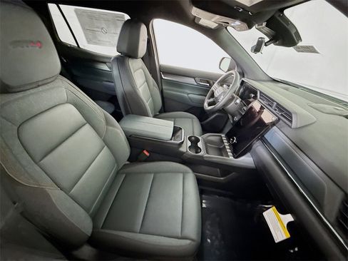 New 2026 GMC Terrain AT4 w/ Convenience Package III image 22