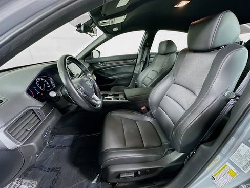 Used 2021 Honda Accord Sport image 11