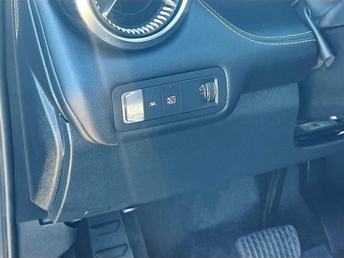 Used 2025 Chevrolet Blazer EV LT FWD image 10