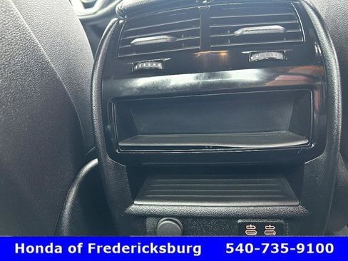 Used 2023 BMW 530e xDrive image 31