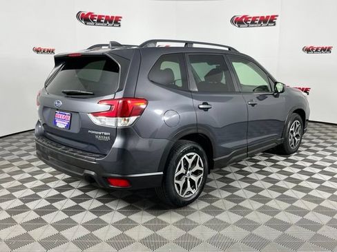 Used 2020 Subaru Forester Premium AWD/4WD image 3