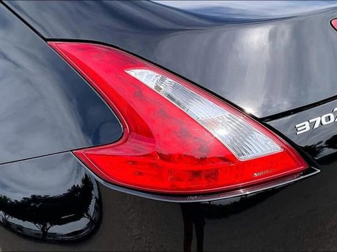 Used 2013 Nissan 370Z Coupe RWD image 26