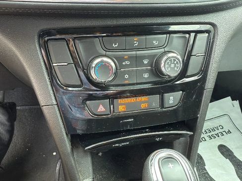 Used 2020 Buick Encore Preferred AWD/4WD image 12