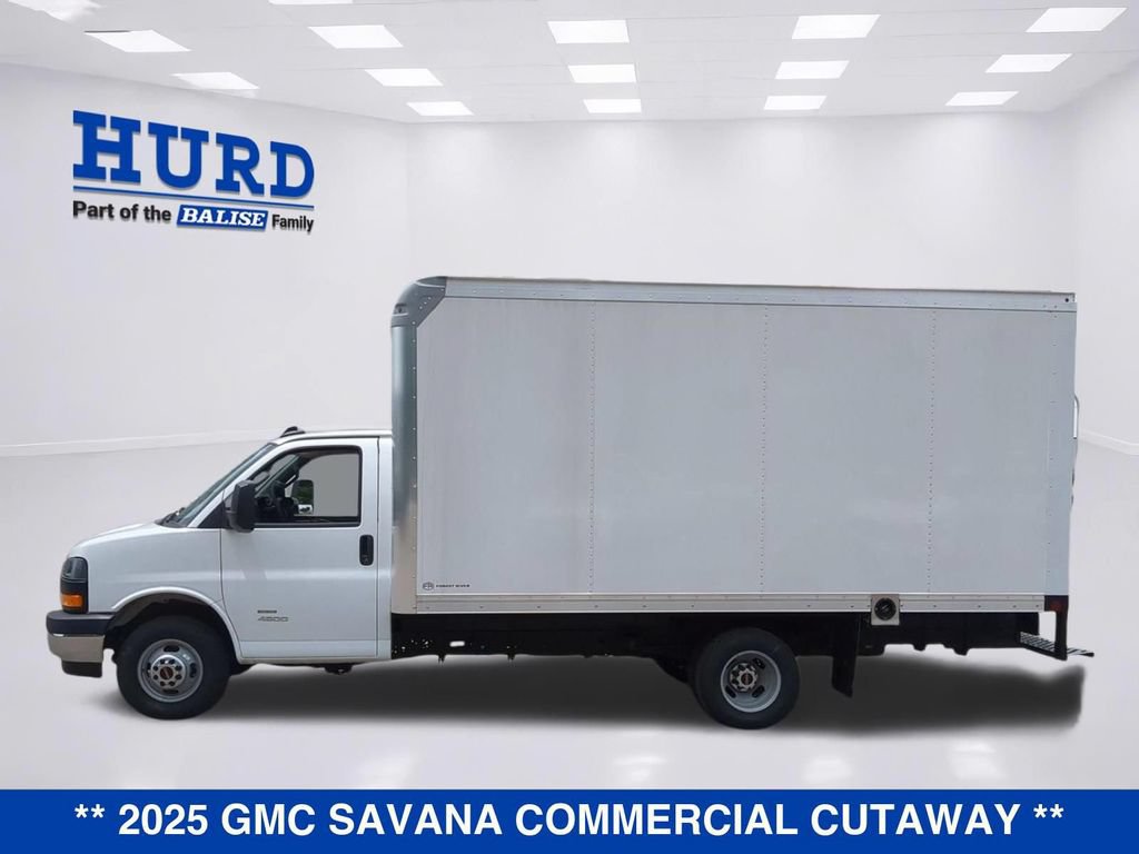 New 2025 GMC Savana 4500 w/ Power Convenience Package RWD image 7