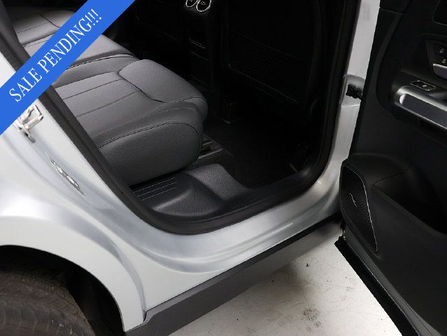 Certified 2023 Mercedes-Benz GLB 250 4MATIC image 31