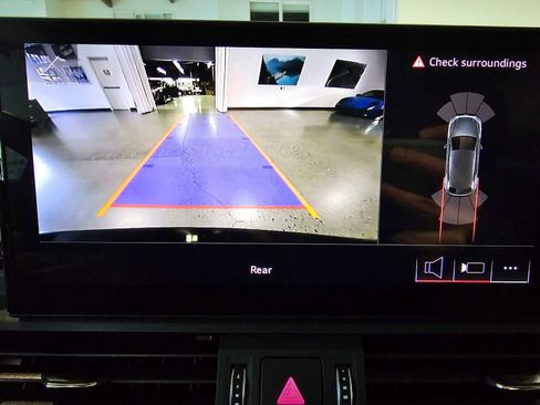 Used 2023 Audi Q5 2.0T Premium w/ Convenience Package image 25