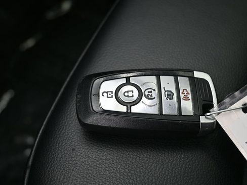 Used 2022 Ford Edge ST-Line AWD/4WD image 30