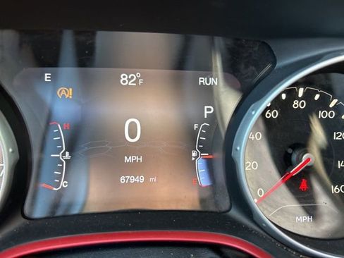 Used 2018 Jeep Compass Trailhawk w/ Leather Interior Group AWD/4WD image 10