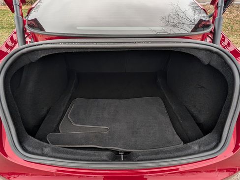 Used 2024 Tesla Model 3 Performance image 30