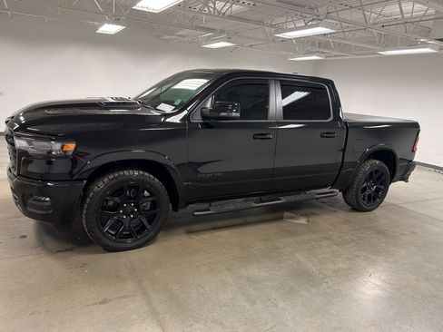 Used 2025 RAM 1500 Laramie w/ Night Edition AWD/4WD image 26