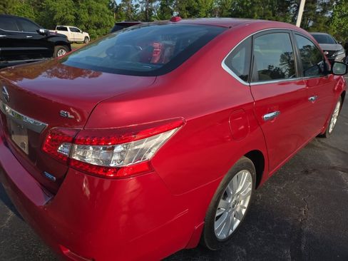 Used 2013 Nissan Sentra SL w/ Premium Pkg image 6