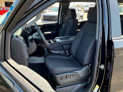 New 2025 Chevrolet Silverado 1500 Custom image 9