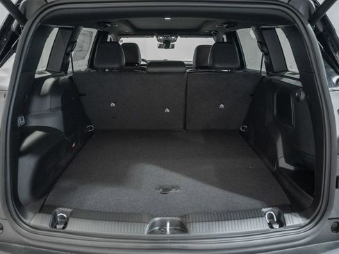 New 2026 Jeep Cherokee Overland image 10