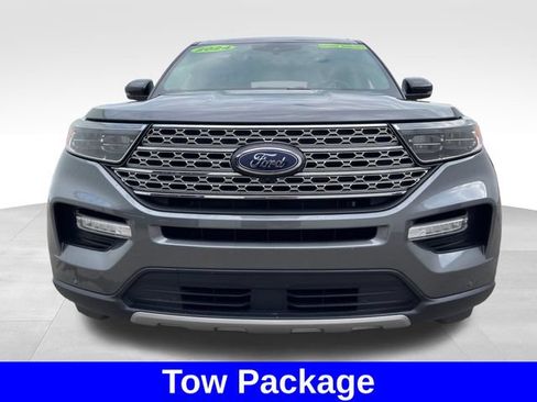 Used 2024 Ford Explorer Limited w/ Limited Technology Package AWD/4WD image 8