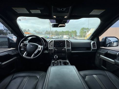 Used 2018 Ford F150 Platinum w/ Equipment Group 701A Luxury image 11