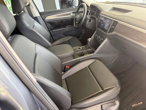 Used 2019 Volkswagen Atlas SE FWD image 22