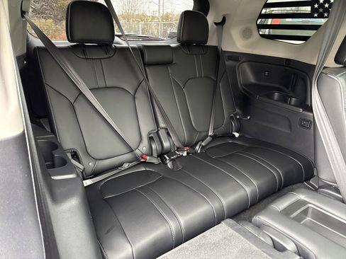 Used 2025 Honda Pilot Elite image 17