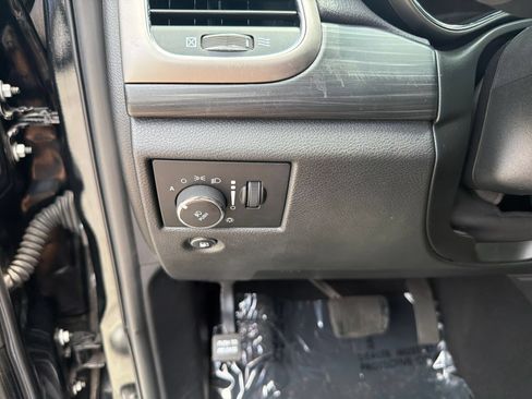 Used 2021 Jeep Grand Cherokee Laredo X RWD image 17