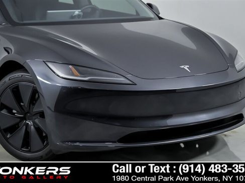 Used 2025 Tesla Model 3 Long Range AWD/4WD image 3