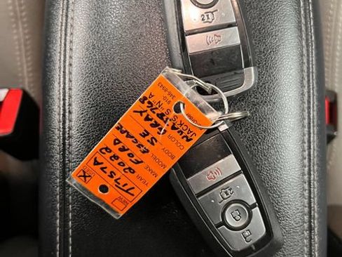 Used 2022 Ford Escape SE w/ Convenience Package FWD image 52