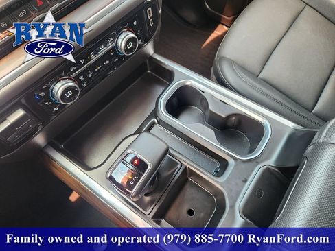 Used 2024 GMC Sierra 1500 SLT w/ SLT Premium Plus Package AWD/4WD image 13