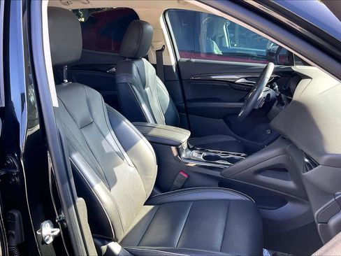 Used 2021 Buick Envision Essence w/ Technology Package I image 7