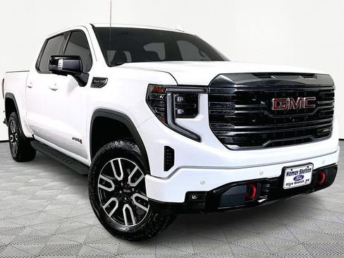 Used 2022 GMC Sierra 1500 AT4 w/ AT4 Premium Package image 1