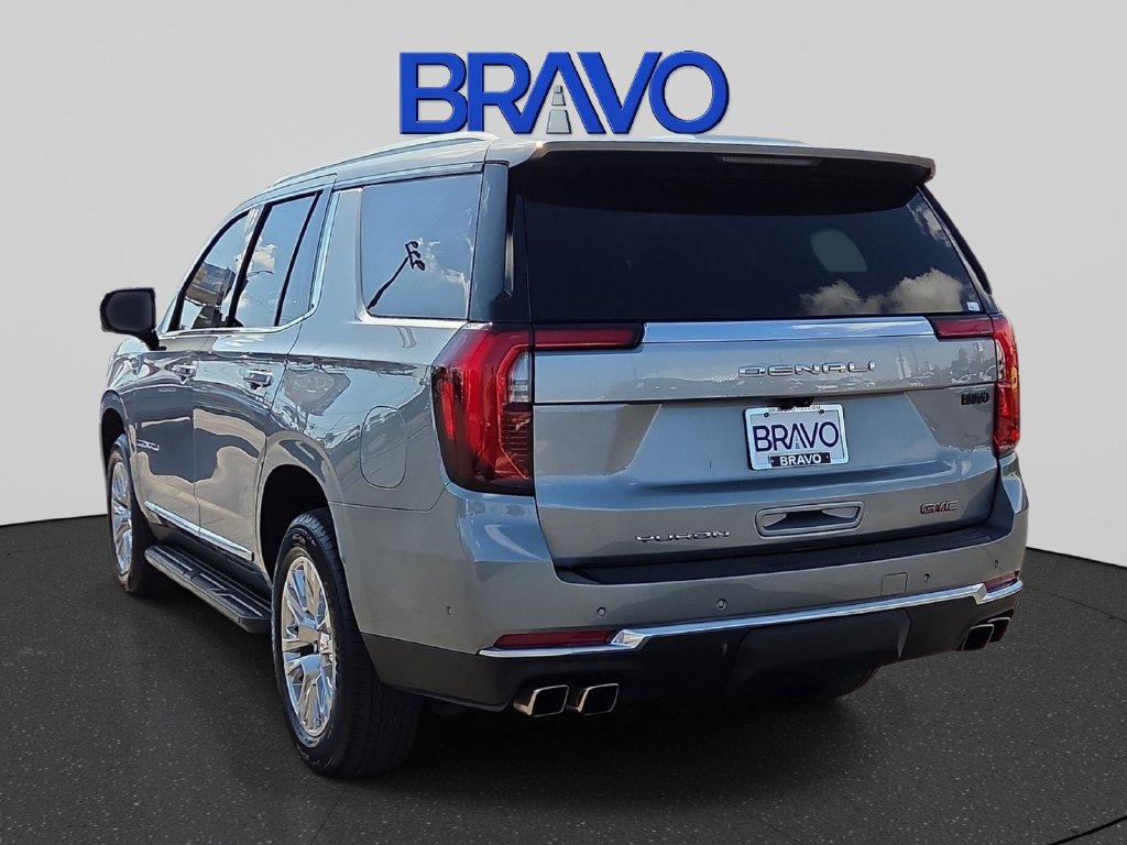 Used 2025 GMC Yukon Denali AWD/4WD image 3