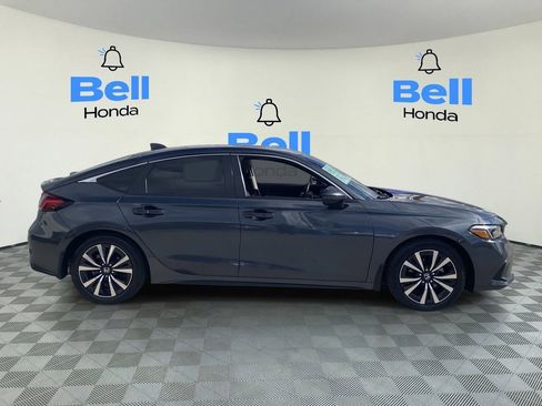 Certified 2022 Honda Civic EX-L image 5