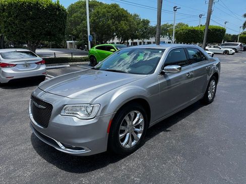 Used 2016 Chrysler 300 C w/ Light Group AWD/4WD image 1