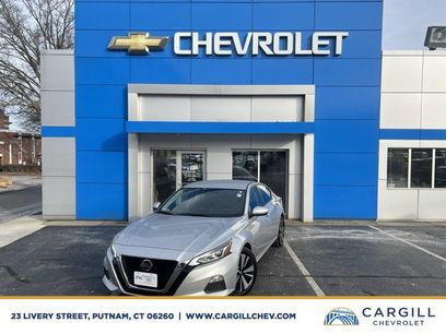 Used 2022 Nissan Altima 2.5 SV