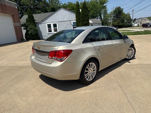 Used 2011 Chevrolet Cruze Eco FWD image 6