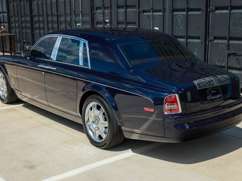 Used 2006 Rolls-Royce Phantom Sedan RWD image 5