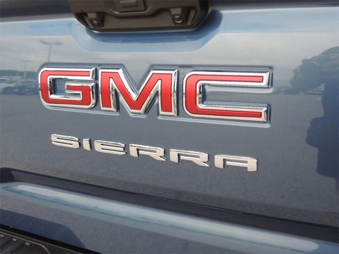 New 2026 GMC Sierra 1500 Elevation w/ Preferred Package image 9