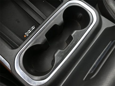 Used 2020 Chevrolet Silverado 2500 High Country w/ Technology Package image 31