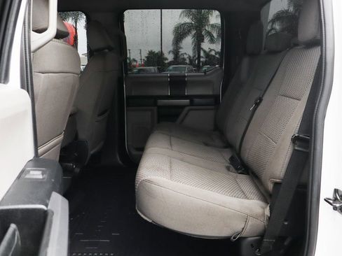 Used 2021 Ford F350 XLT image 40