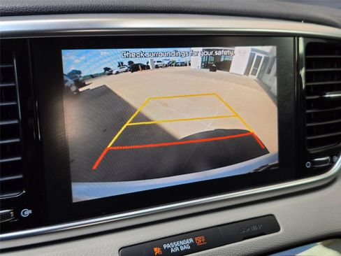 Used 2020 Kia Sportage EX w/ EX Technology Package FWD image 19