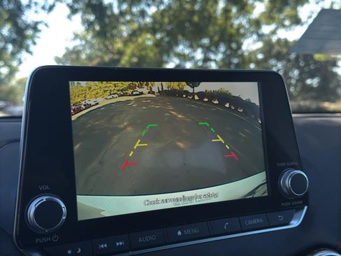 New 2025 Nissan Sentra SR image 25