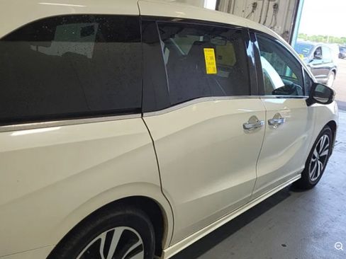 Used 2019 Honda Odyssey Elite image 6