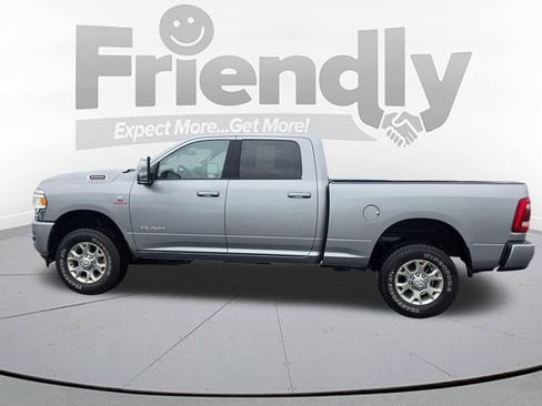 Used 2024 RAM 2500 Laramie AWD/4WD image 9