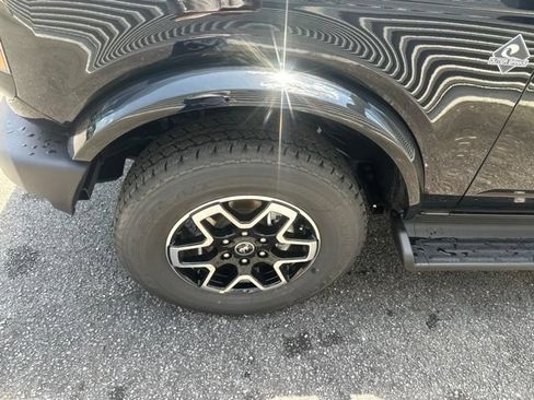 New 2026 Ford Bronco Outer Banks AWD/4WD image 9