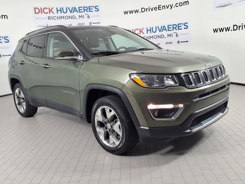 Used 2020 Jeep Compass Limited AWD/4WD image 3