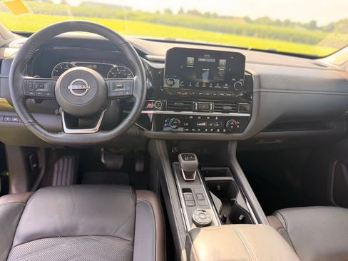 Certified 2023 Nissan Pathfinder Platinum AWD/4WD image 6