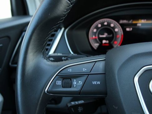 Used 2022 Audi Q5 2.0T Premium Plus w/ Premium Plus Package image 11