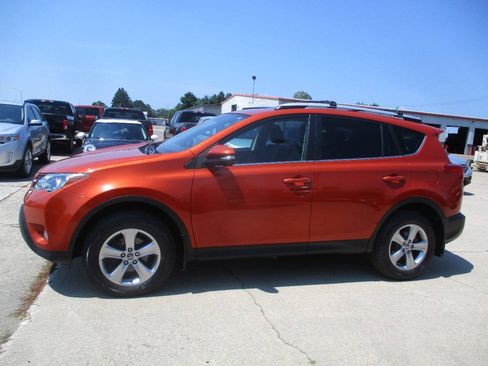 Used 2015 Toyota RAV4 XLE AWD/4WD image 11